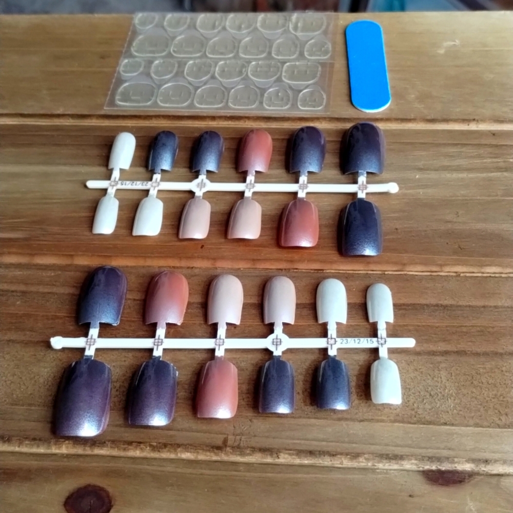 Press On Nails